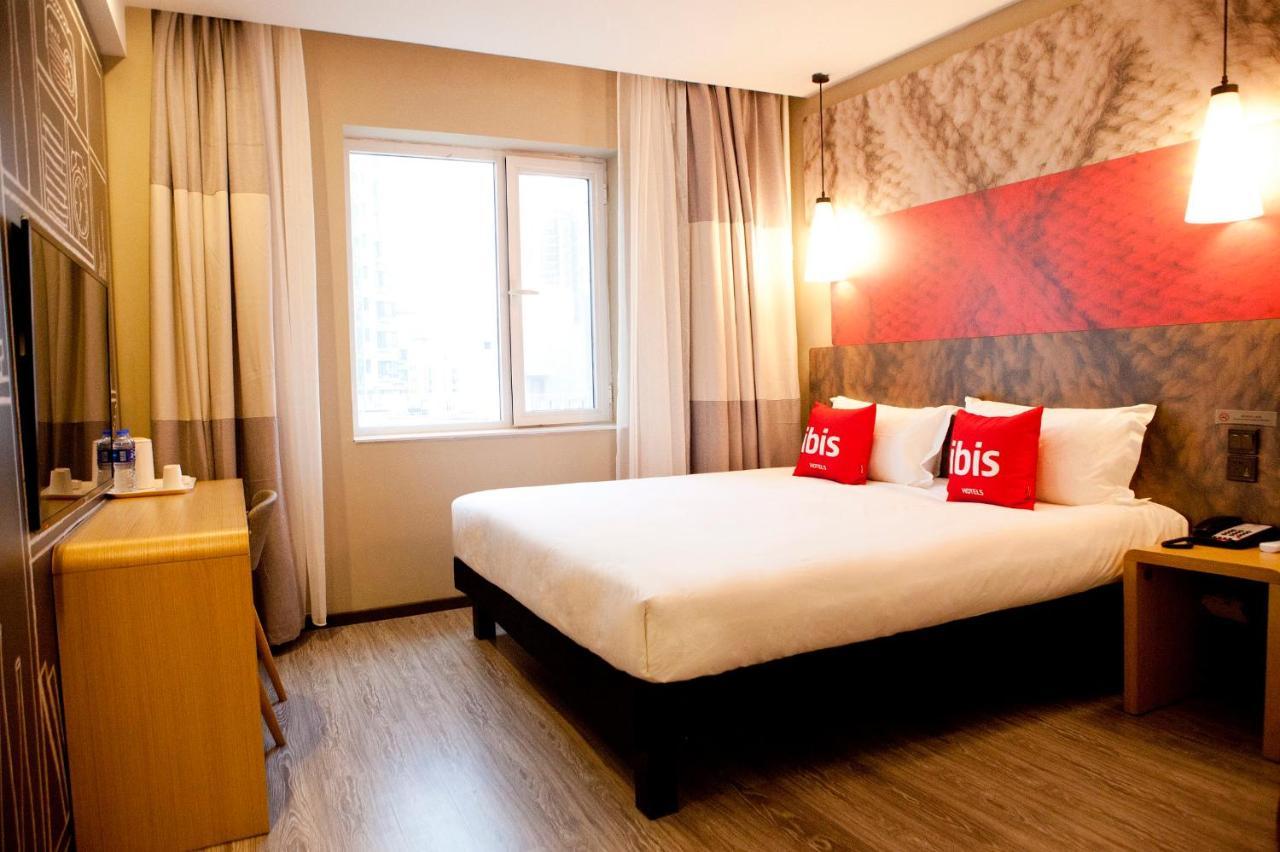 Hotel Ibis Tianjin Railway Station North Square Extérieur photo