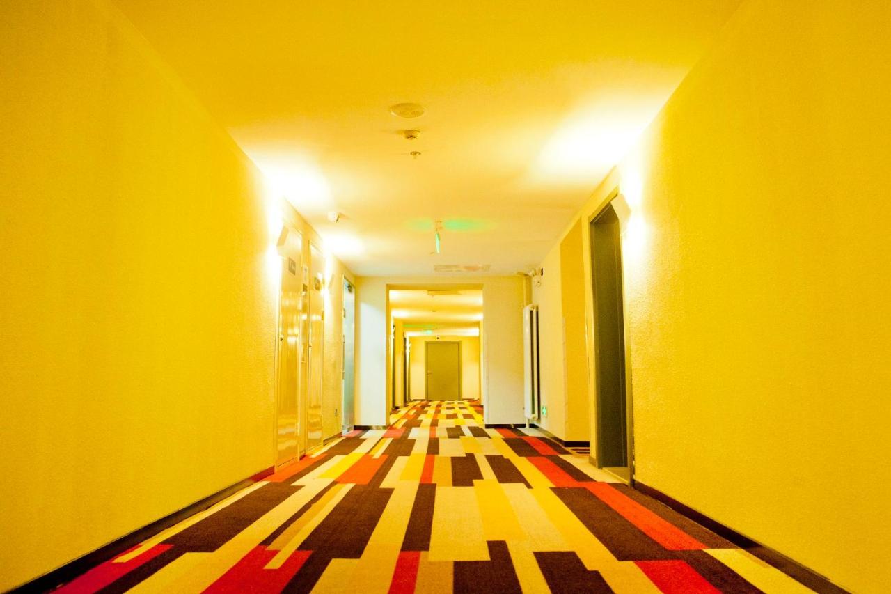 Hotel Ibis Tianjin Railway Station North Square Extérieur photo