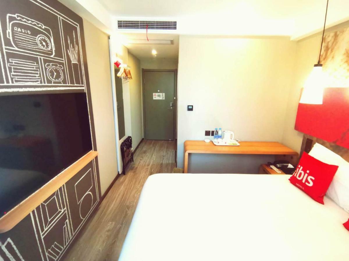 Hotel Ibis Tianjin Railway Station North Square Extérieur photo